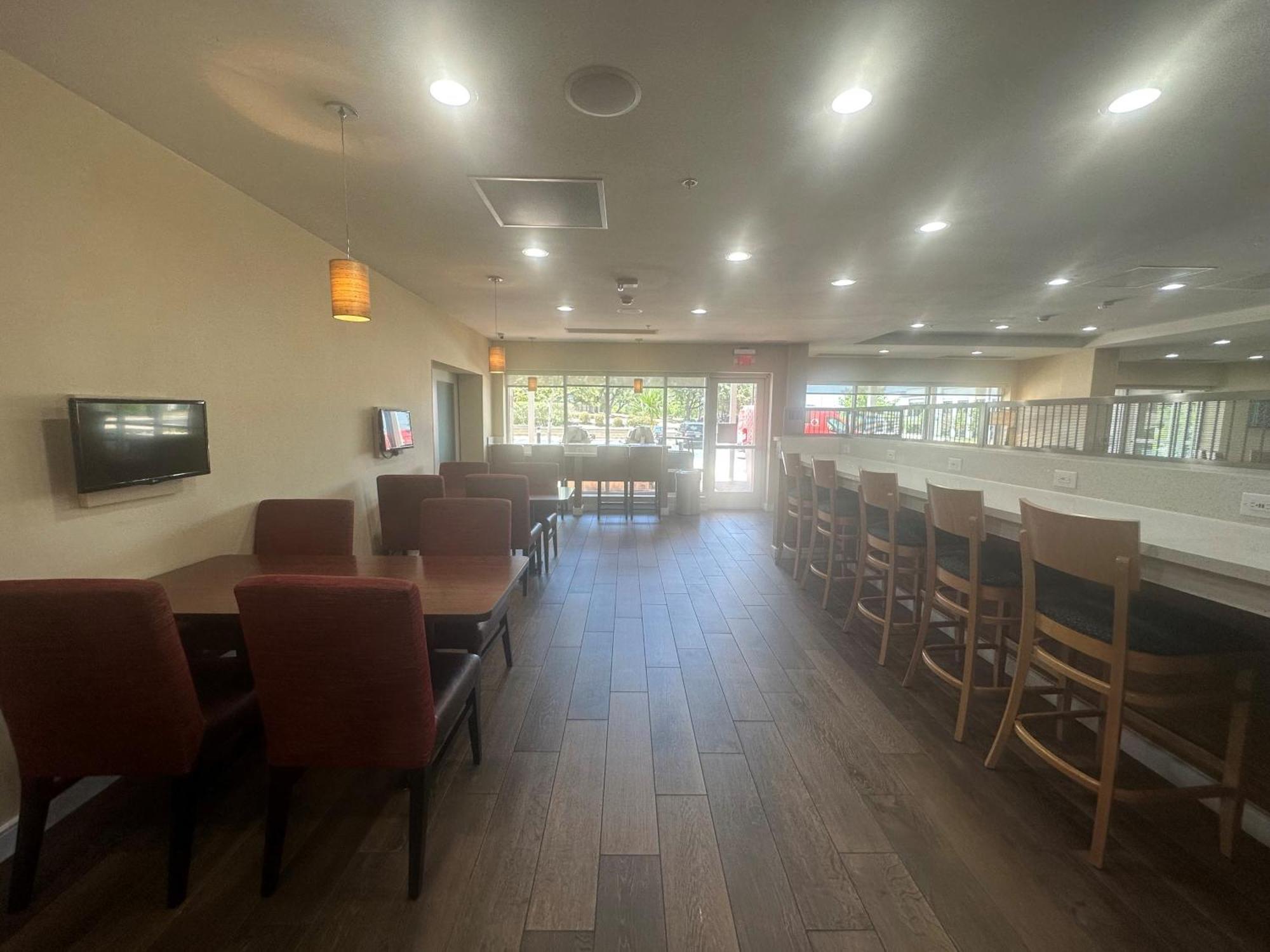 Towneplace Suites By Marriott San Antonio Westover Hills Exterior photo